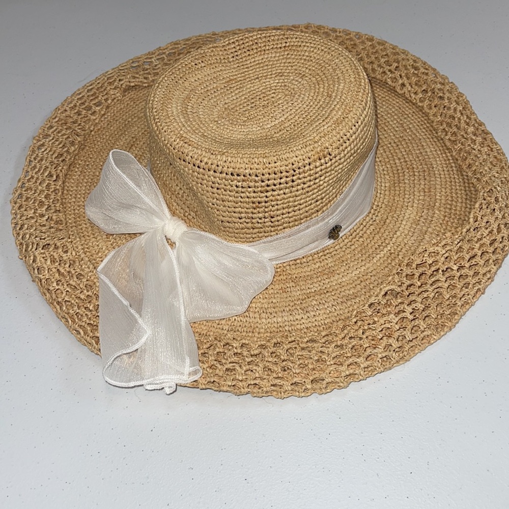 Tommy Bahama Medium Brim Scarf Hat